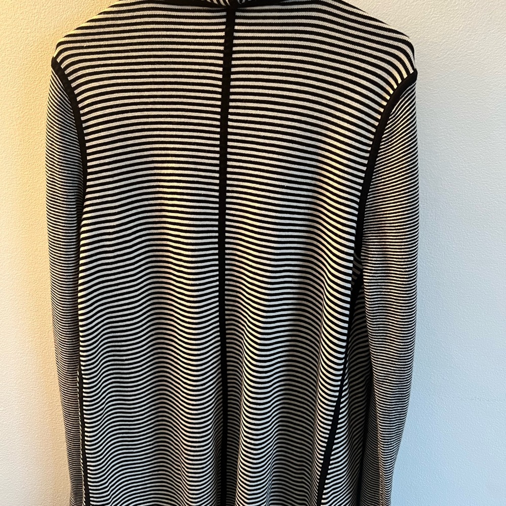 Talbots Black and White Striped Cardigan - Picture 5 of 6